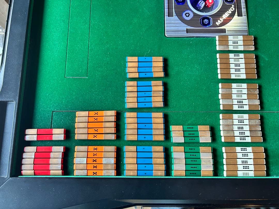 全自動麻雀卓 MJ-REVO LIVE 麻雀卓 点数表示