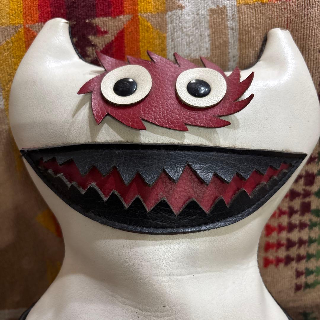 Waldo the Great ナウガモンスター