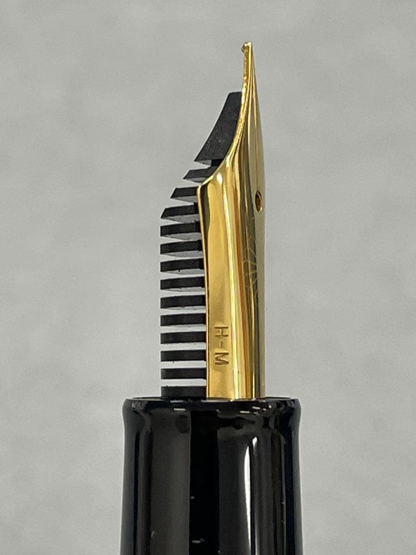 【未使用】 万年筆 セーラー 菊紋入り 叙勲 プロフェッショナルギアスリム