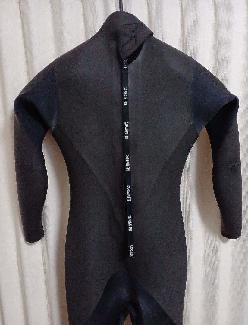CAPTAIN FIN　キャプテンフィン　ウェットスーツ　3mm ラバー　ML