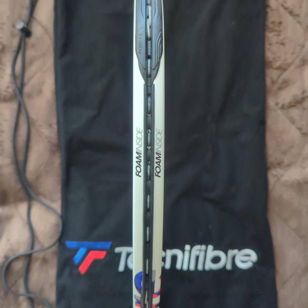 Tecnifibre t　TF40 305 V2 18M グリップサイズ　2