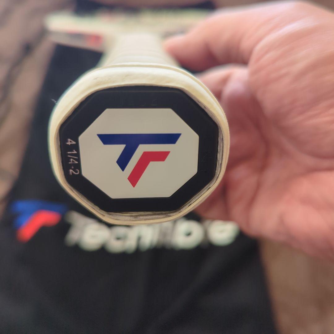 Tecnifibre t　TF40 305 V2 18M グリップサイズ　2