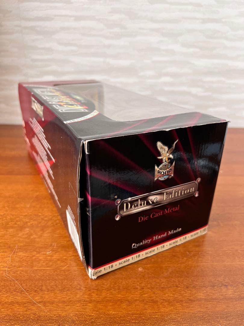 ミニカー1/18 1961 ASTON MARTIN DB4GT No.288