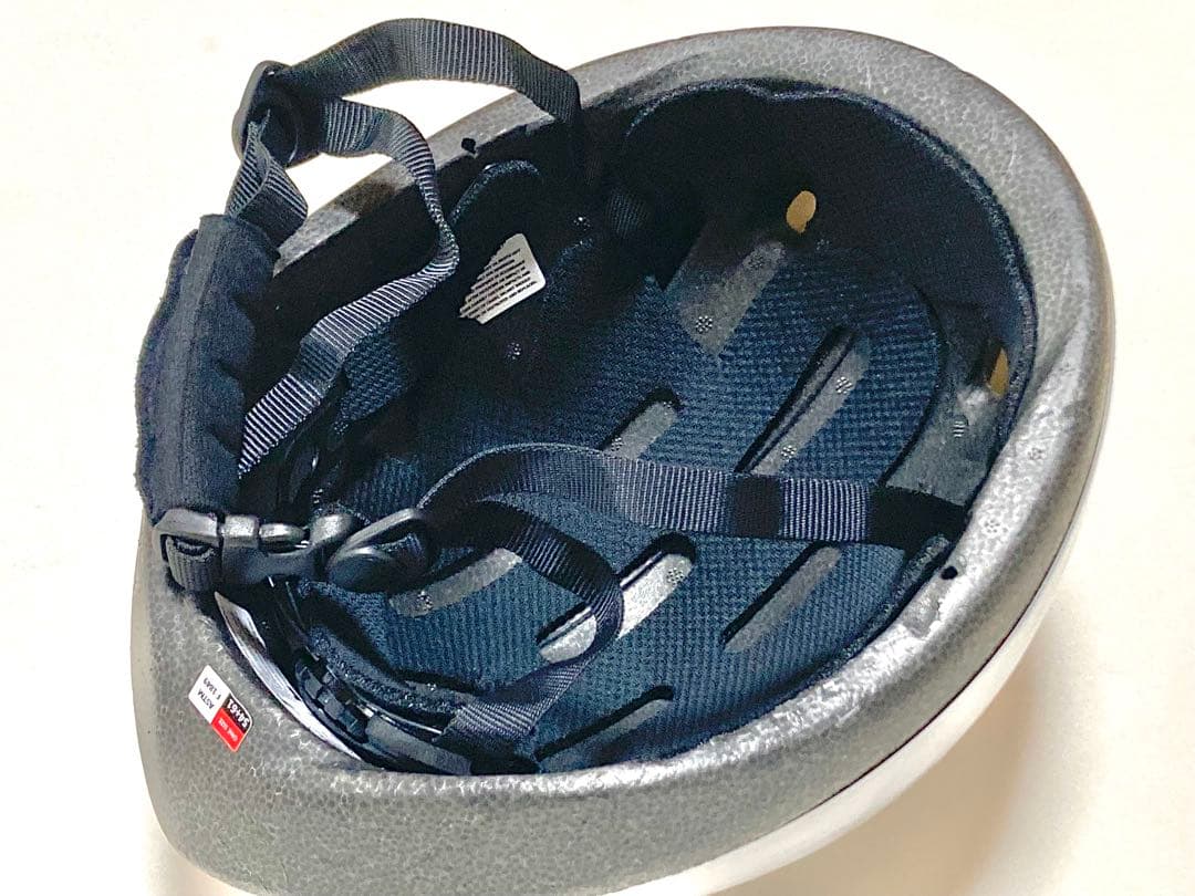 極美品LAS MISTRAL-ICEヘルメット54-61cm ホワイト/シルバー