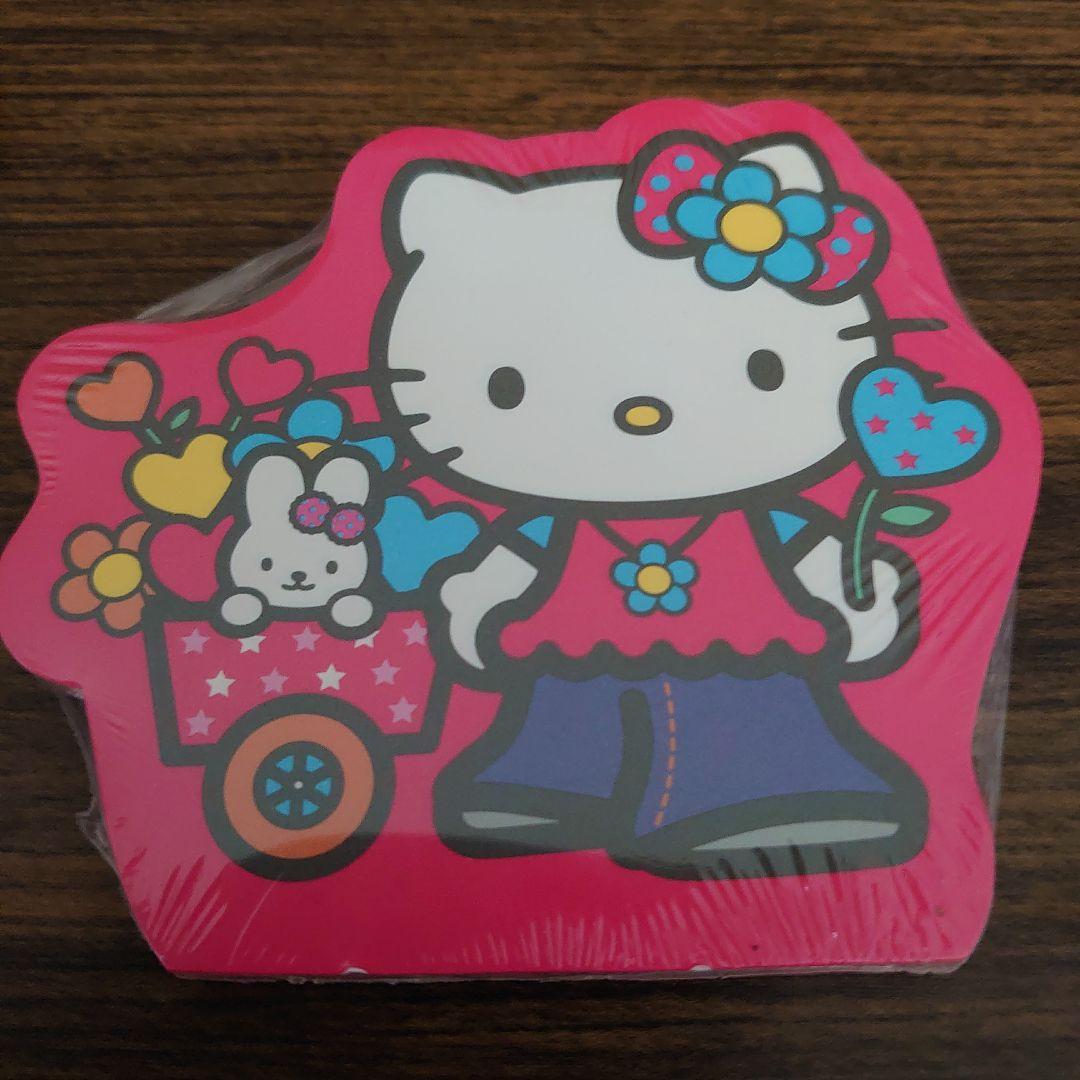 ♡*♡様 新品未使用‪♡海外限定ハローキティフラワーダイカットメモ♪