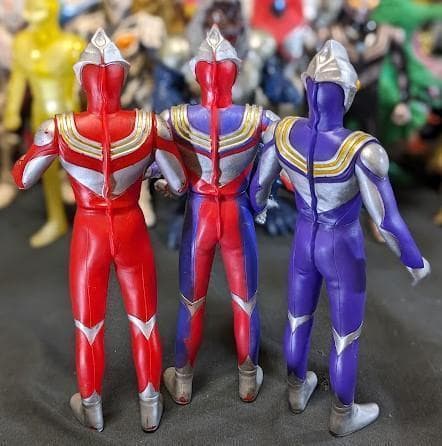 ウルトラマンティガ＆登場怪獣・宇宙人（バンダイ）ソフビフィギュア22体セット＋１