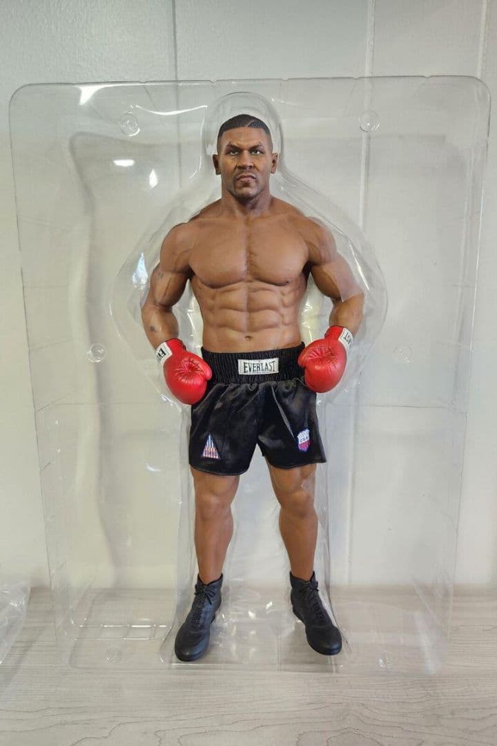 マイク・タイソン 1/4 プレミアム フィギュア[ストームコレクティブルズ