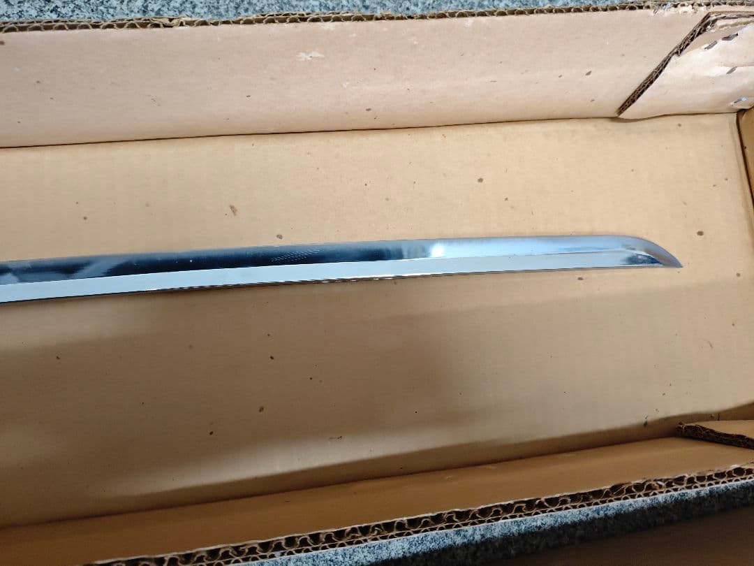 国宝原寸大複製 黄金梨子地螺鈿餝剣 模造刀 レプリカ 展示台付き 木箱付A028