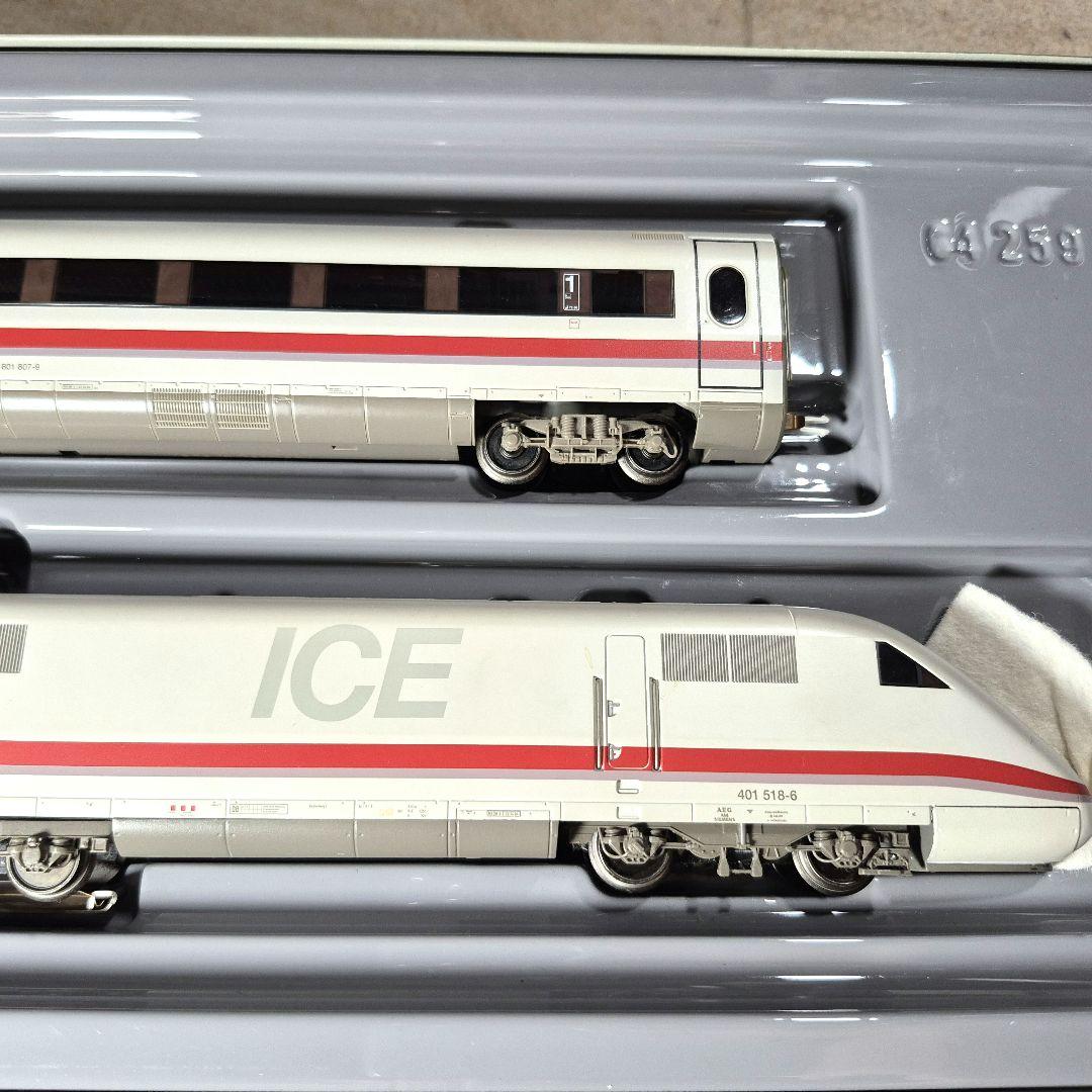 【欧州直輸入】Märklin メルクリン ICE HO 37701