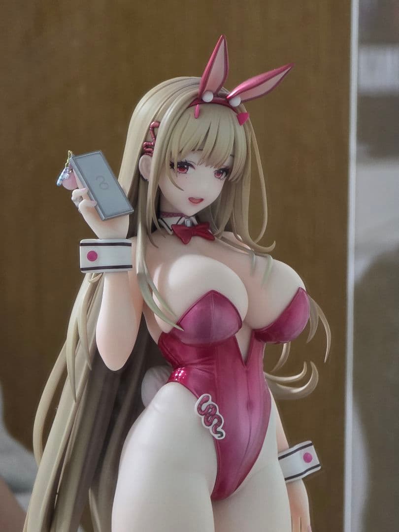 バイパー フィギュア Toxic Rabbit