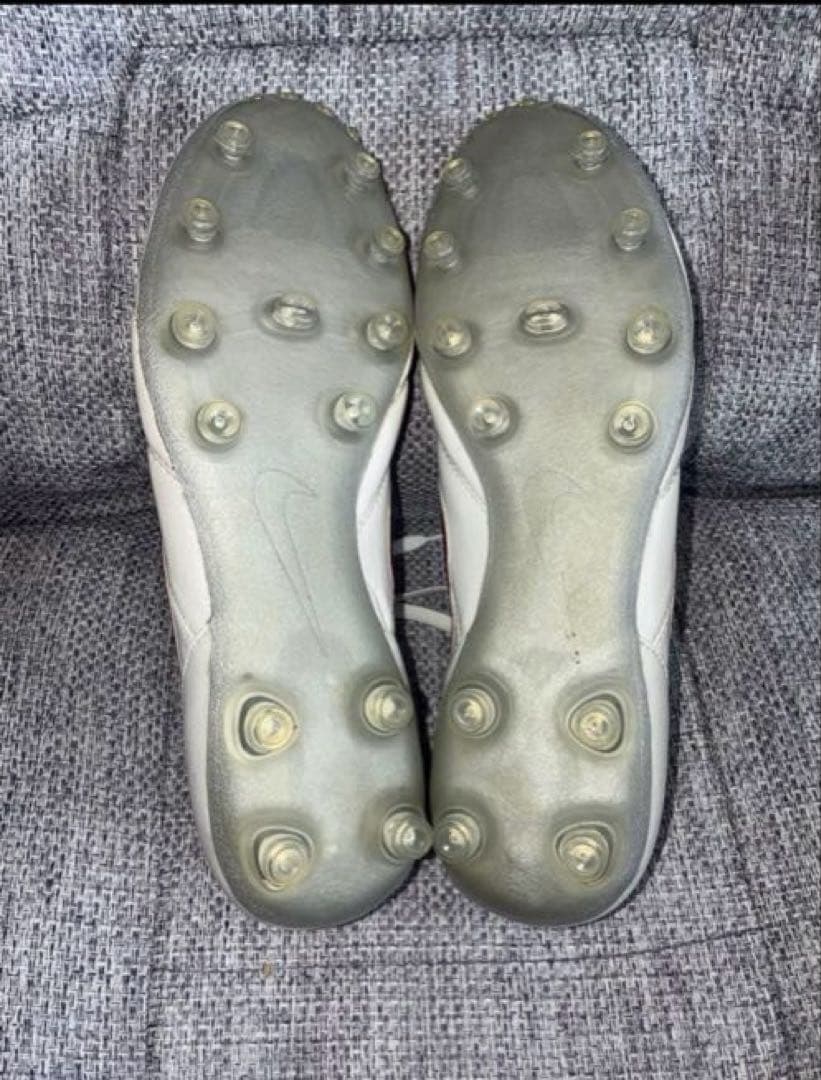 完売品 27㎝ 初代Nike premierサッカーシューズ ホワイト/レッド