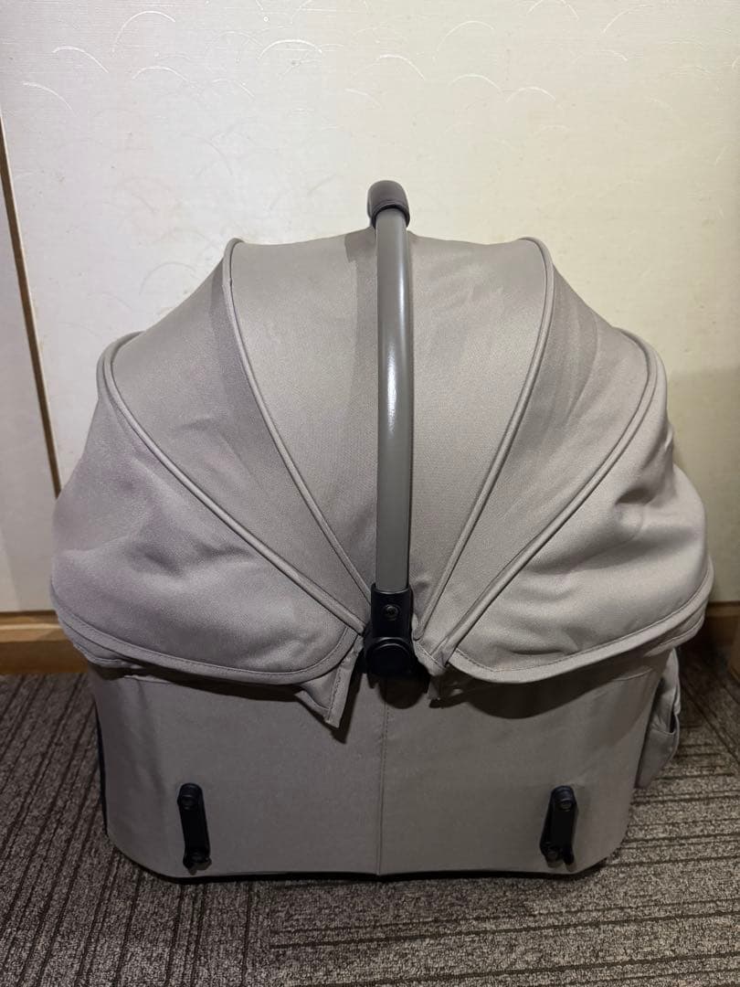 AirBuggy エアバギー　wiz Ｘ　専用マット付　美品