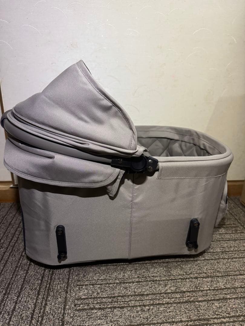 AirBuggy エアバギー　wiz Ｘ　専用マット付　美品