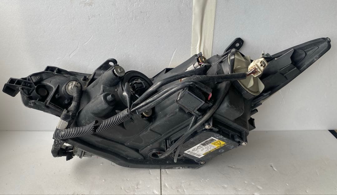 トヨタ エスティマ 50系 純正HIDヘッドライト 左右セット リムーバー済