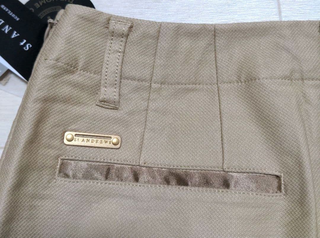 新品　セントアンドリュース　スカートL　ベージュ　定価17600円