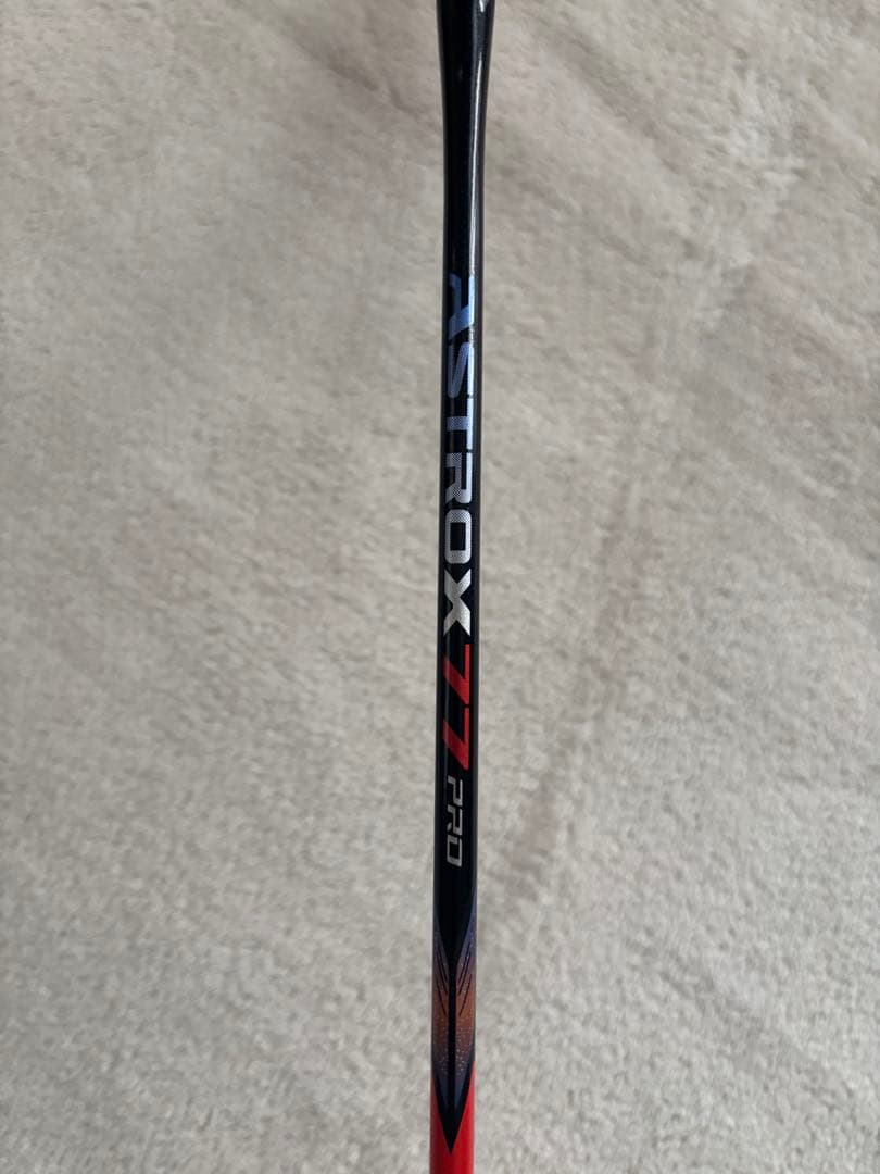 ヨネックス　アストロクス77プロ