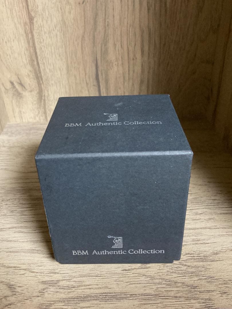 BBM T-岡田 直筆サイン入りボール