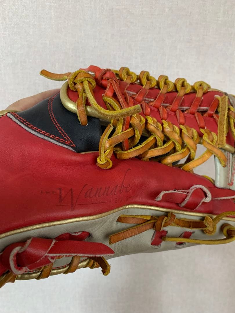 ウィルソン　ワナビーヒーロー　軟式グローブ