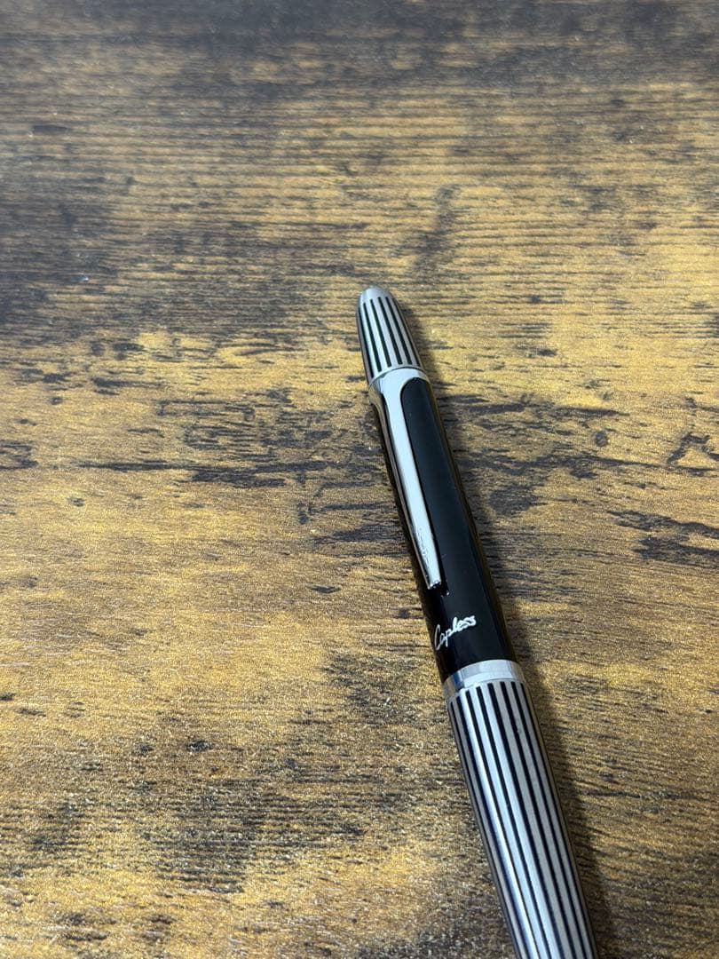 新品未使用　1971年製　キャップレス　ストライプ　14金　万年筆　細字　備品付