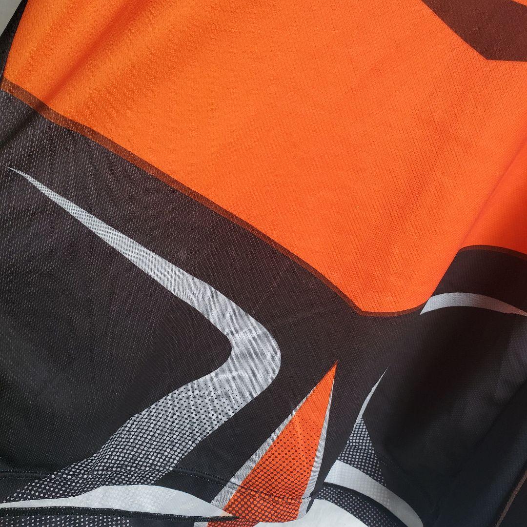 MAXXIS サイクル ロングスリーブTシャツ 衣類 タイヤ 企業