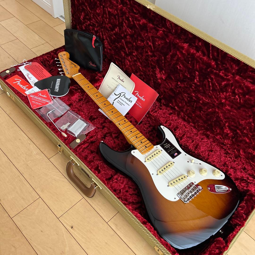 タンさん　定価35万超【美品】Fender アメビンII 57ストラト