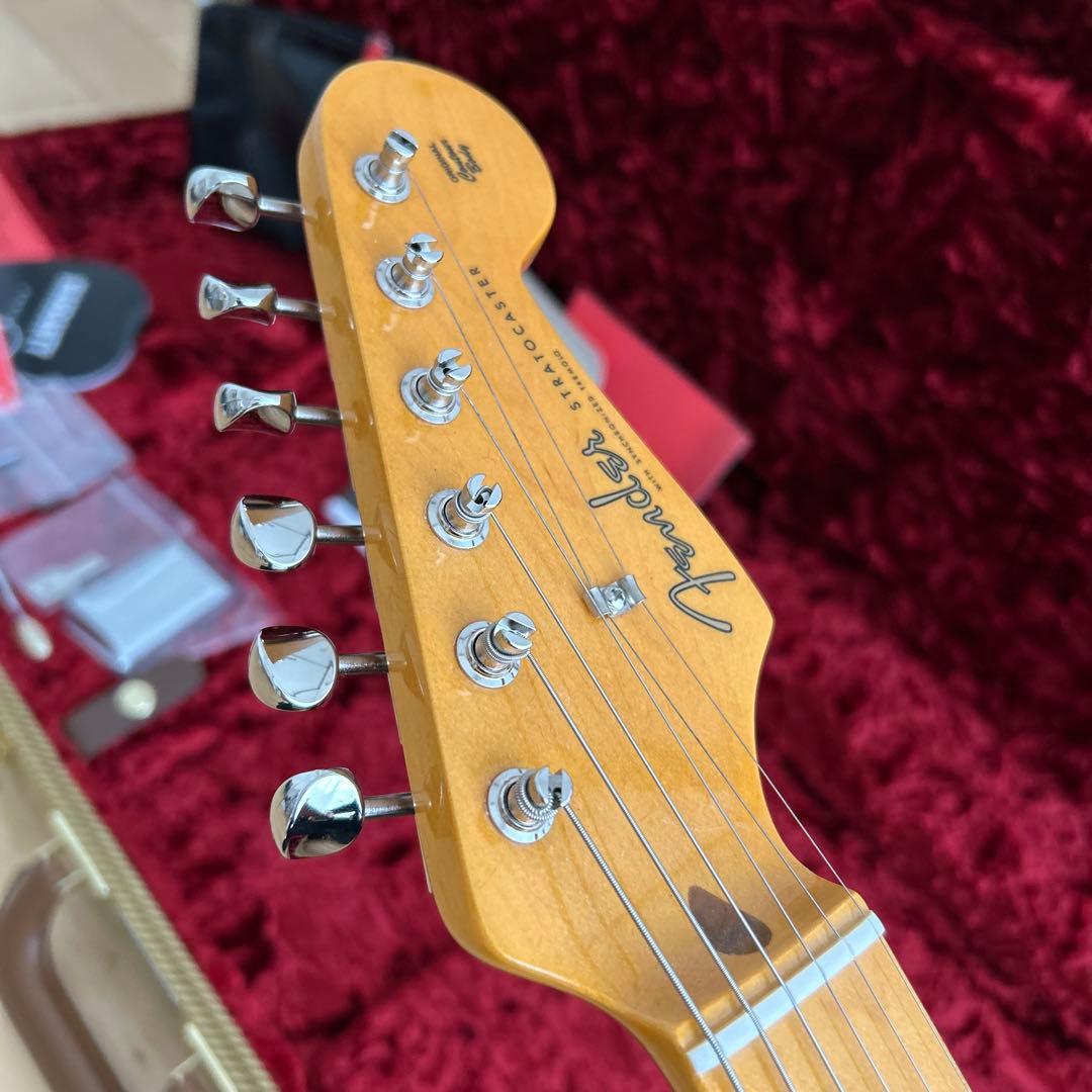 タンさん　定価35万超【美品】Fender アメビンII 57ストラト