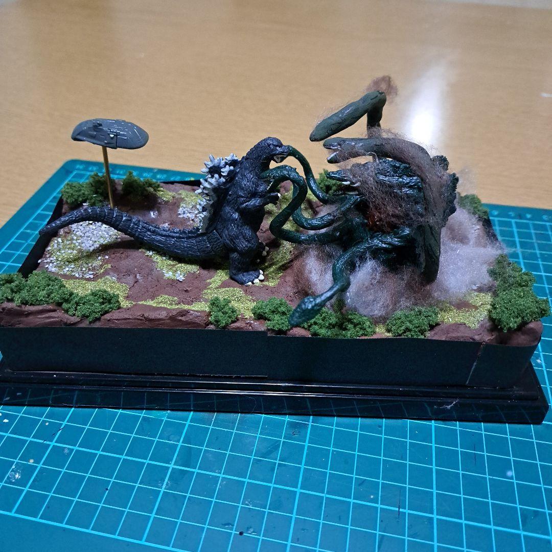 ジオラマ ゴシラ 対 ビオランテ