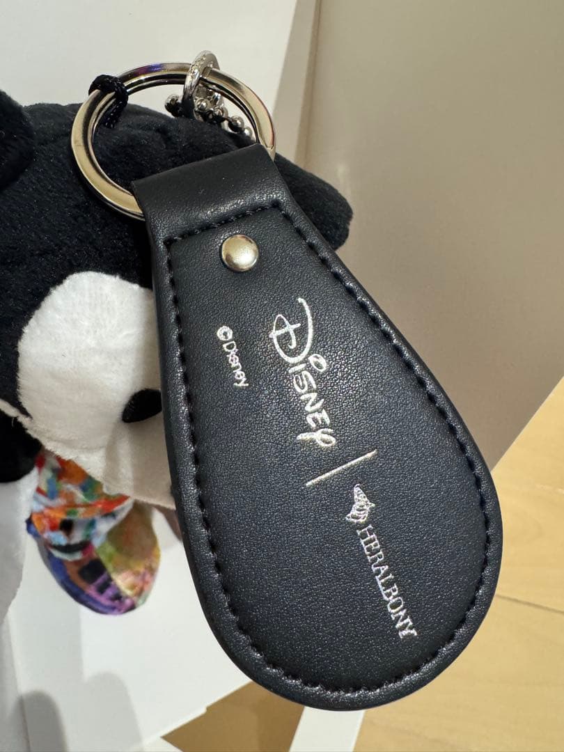 【新品未開封】限定レアDisney×HERALBONY アートミッキーチャーム