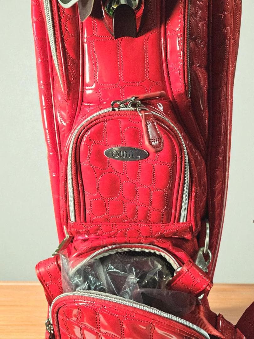 送料無料/新品未使用　OWL エナメル高級ワニ柄型押しゴルフバッグ レッド