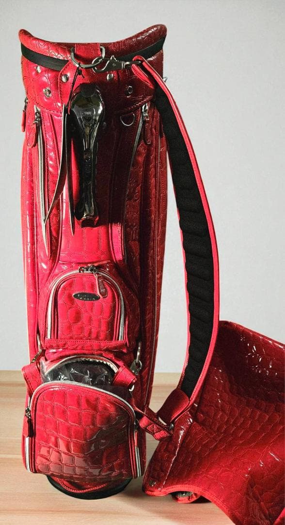 送料無料/新品未使用　OWL エナメル高級ワニ柄型押しゴルフバッグ レッド
