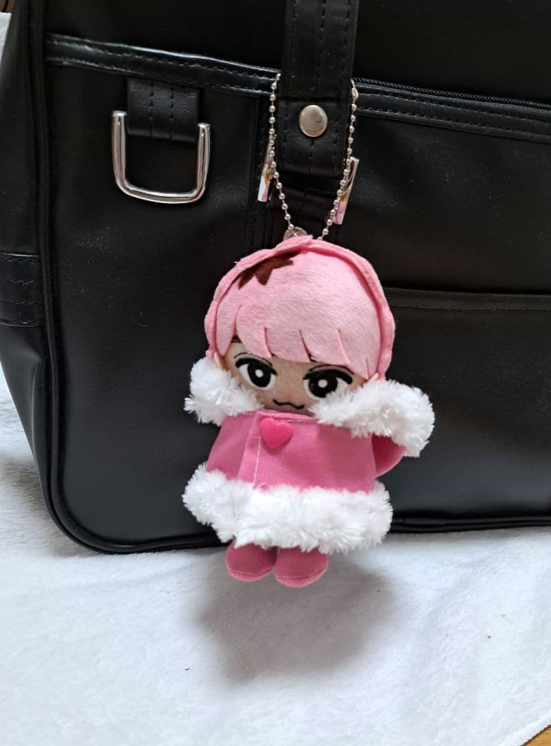 ちびぬい　ハピぬい　ちびスト　なにわ男子　クリスマス　ポンチョ　衣装　服