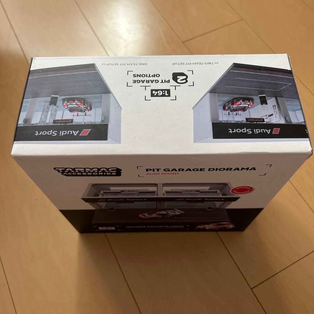 【即購入ok!!】1/64 レーシングピットガレージ ジオラマ アウディスポーツ
