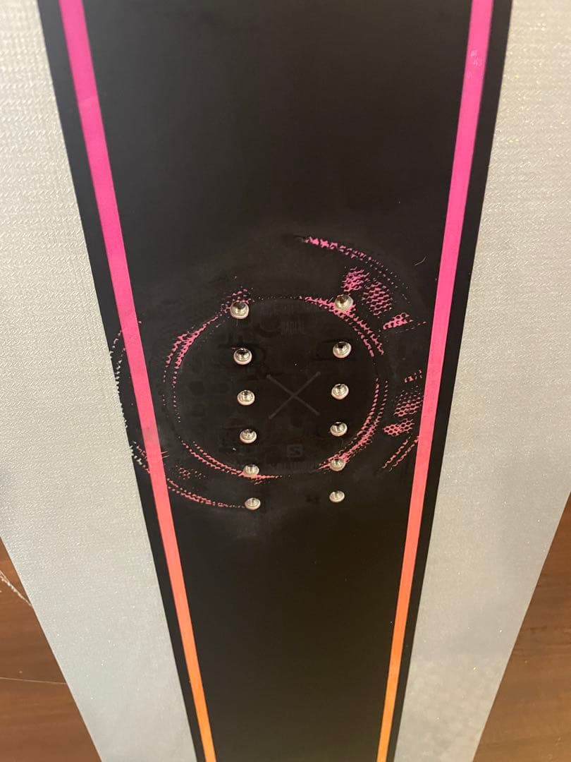 Salomon サロモン　ダンスホール157