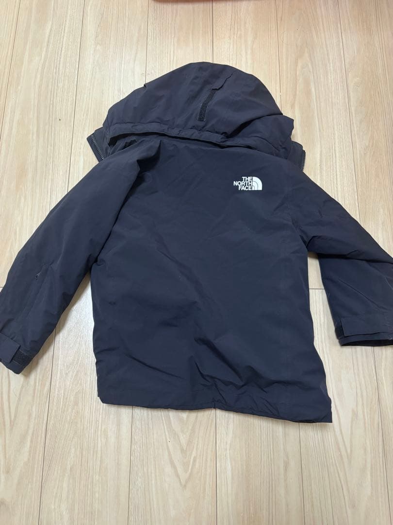 ノースフェイス　スキーウェア　上下　120センチ　補修あり