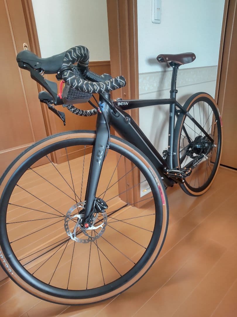 BESV JR1 2019年XSサイズ　高級パーツ多数付　浜松市浜名区手渡しのみ