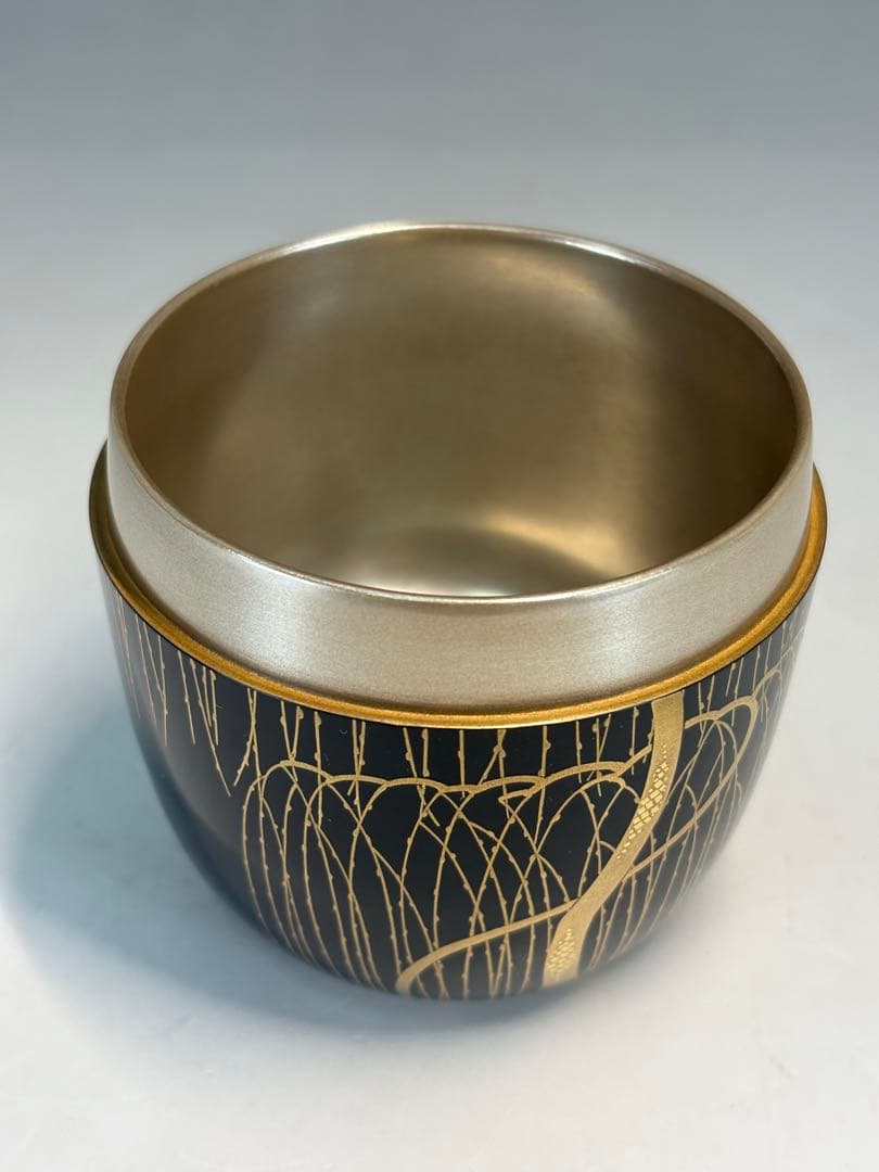 【中古品】田崎昭一郎造　芽柳蒔絵棗（共箱）