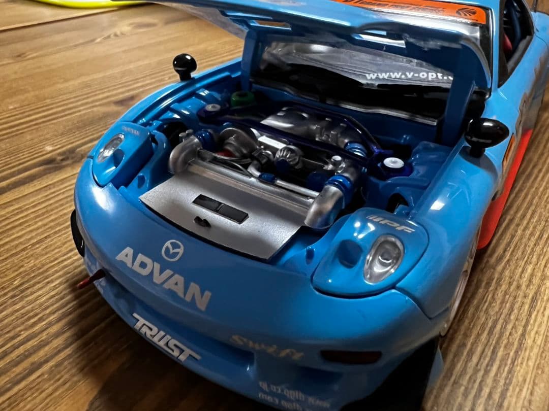 ホットワークス 1/24 RE雨宮レーシング D1　RX-7 2004