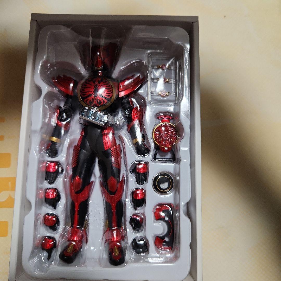 s.h.figuarts 真骨彫 仮面ライダーオーズ タジャドルコンボ