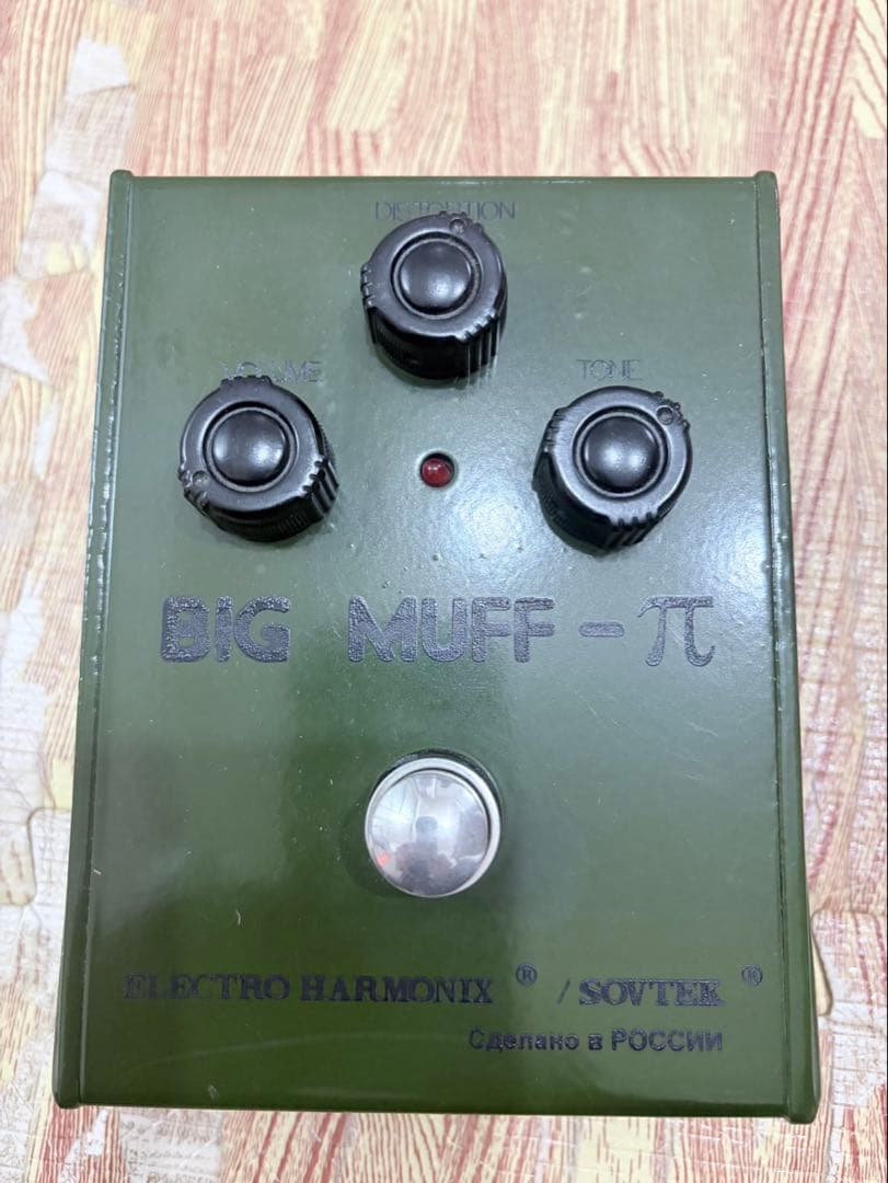 ギター ELECTRO HARMONIX GREEN RUSSIAN BIG MUFF