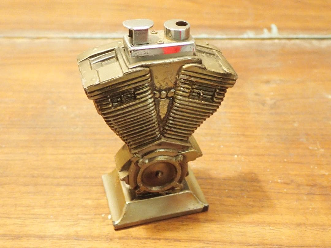 ハーレーダビットソン エンジン型 卓上ライター メタル製 約10cm