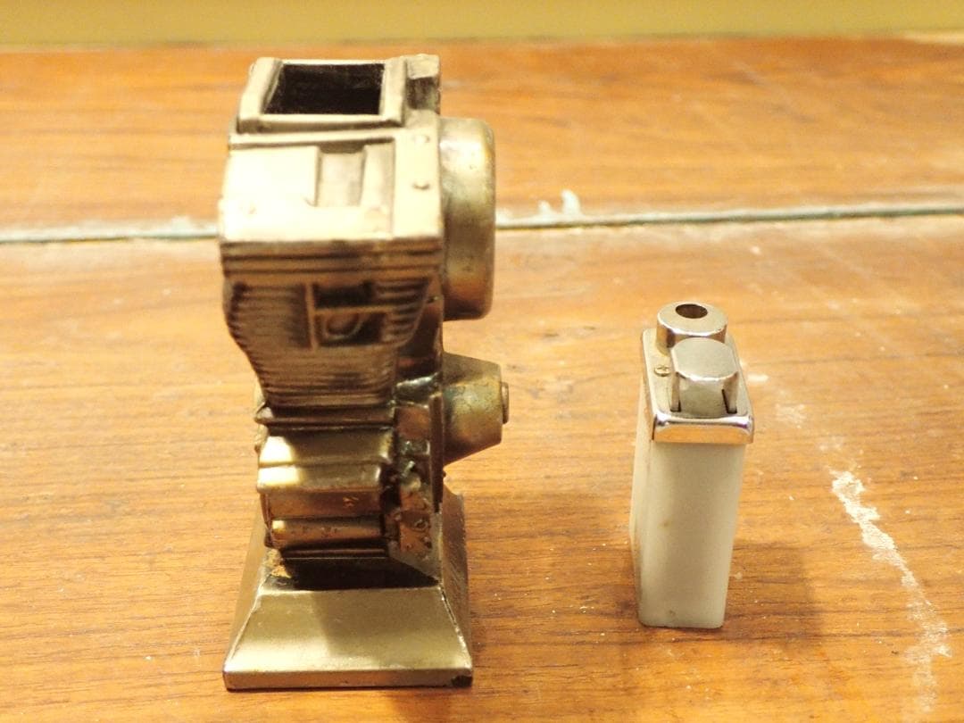 ハーレーダビットソン エンジン型 卓上ライター メタル製 約10cm