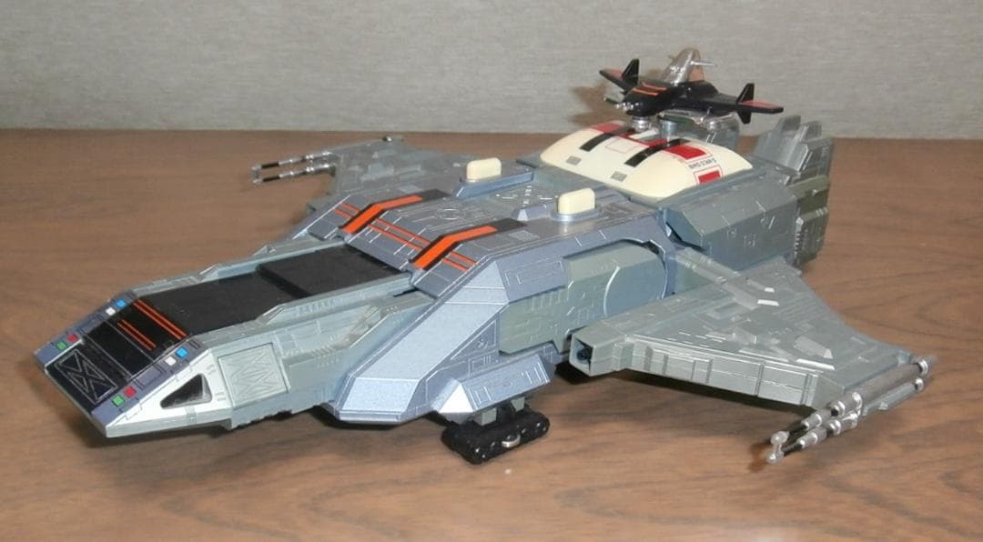 DX超合金 宇宙刑事シャリバン 超次元戦闘母艦 グランドバース バンダイ 中古品