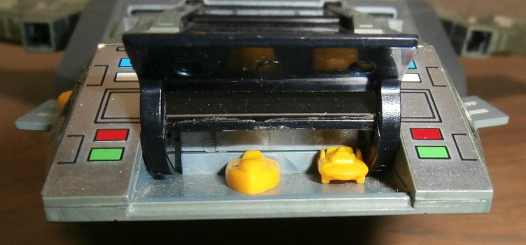 DX超合金 宇宙刑事シャリバン 超次元戦闘母艦 グランドバース バンダイ 中古品