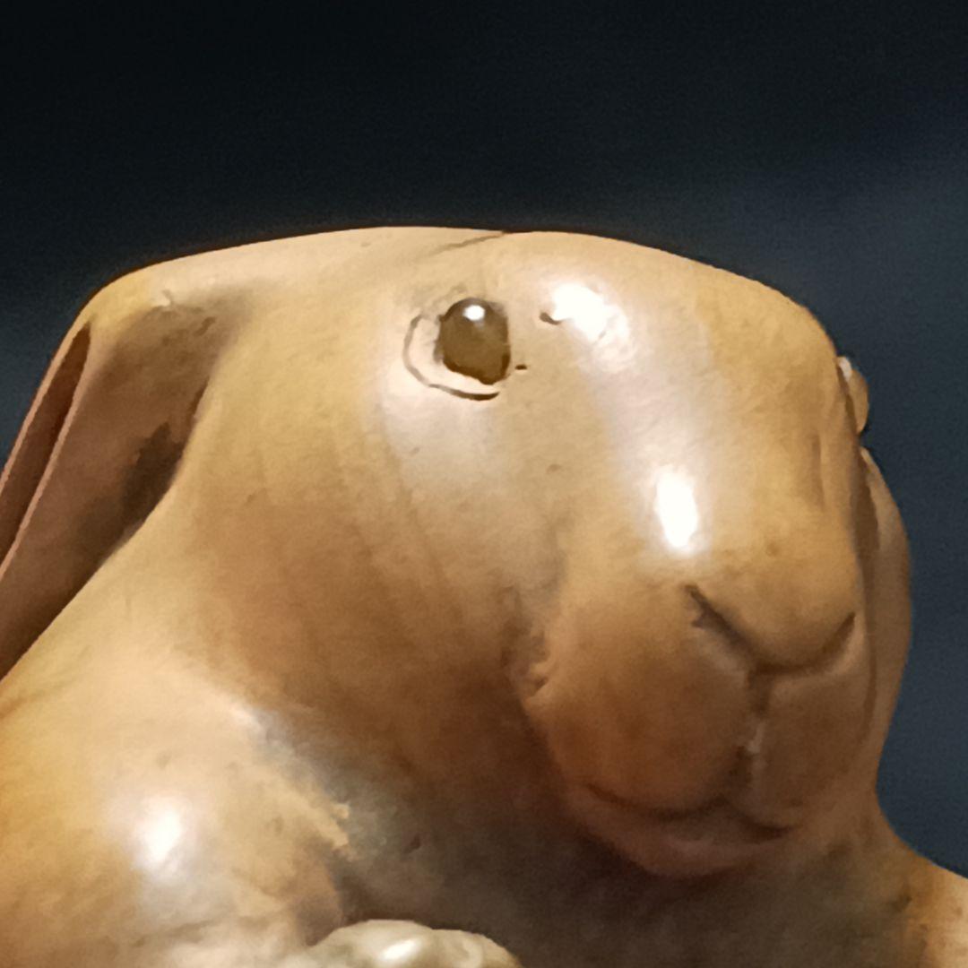 X115-3 江戸期名人 正直 古木彫 兎根付 玉眼 提物　ひ