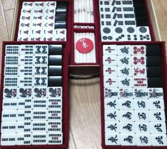 ★希少★背黒★ ミズノ丸一「ゆり」麻雀牌（MVC印）