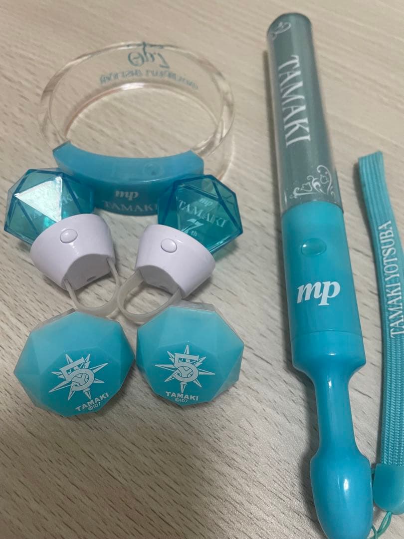 アイナナ ペンライト リングライト バングルライト 四葉環