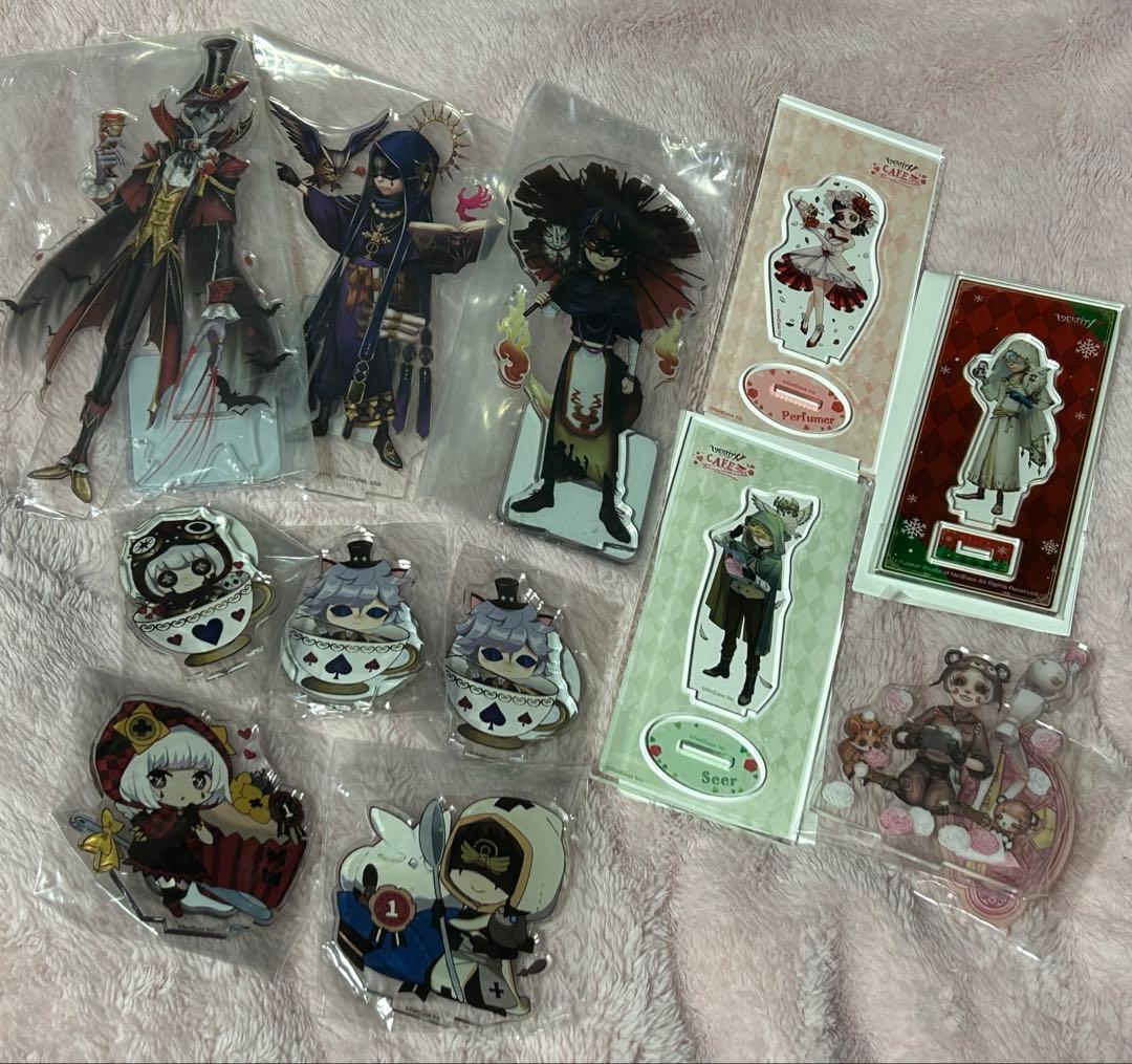 第五人格 IdentityV アクリルスタンド ラバーストラップ 缶バッジ 他