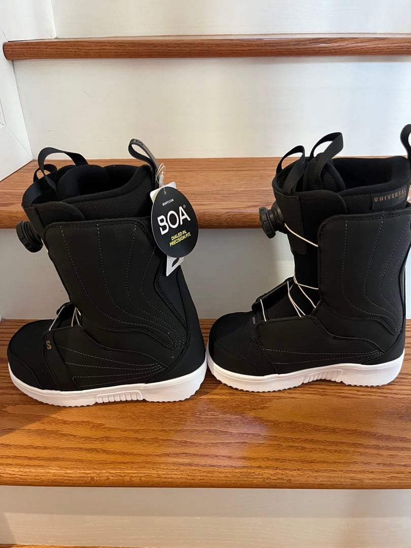 新品24-25 SALOMON PEARL BOA 22センチ　サロモン