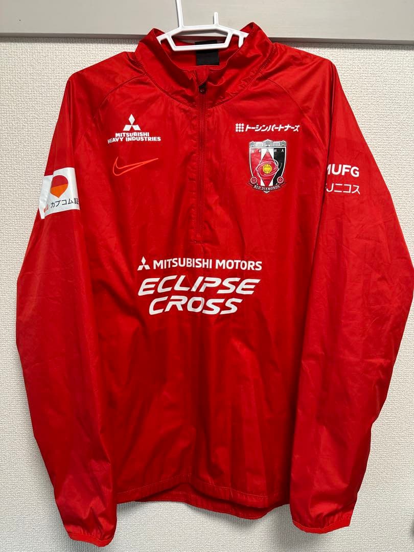 浦和レッズ　支給品　赤ピステ　L