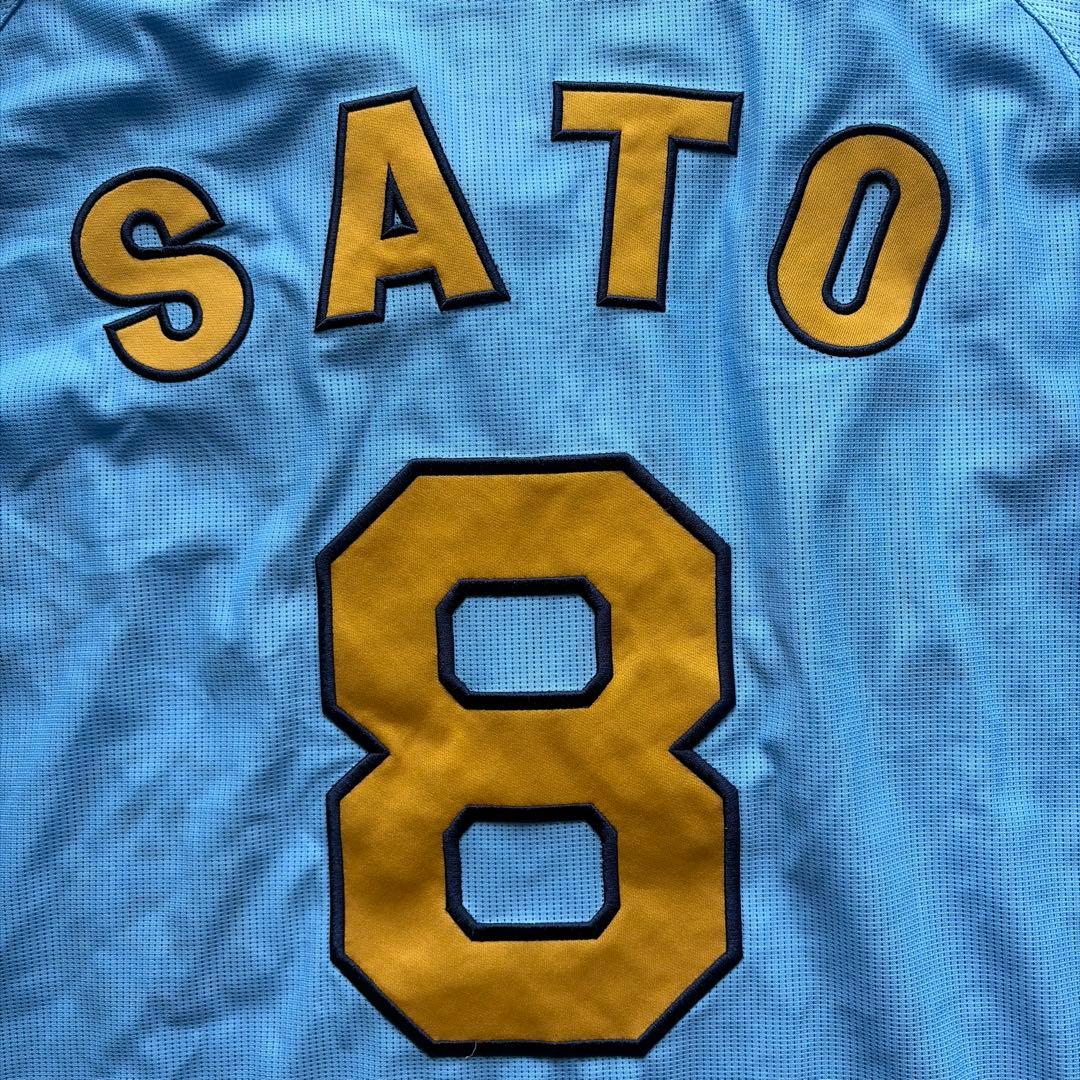 阪神タイガース FwT 佐藤輝明選手 8番 サイン入りレプリカユニフォームL